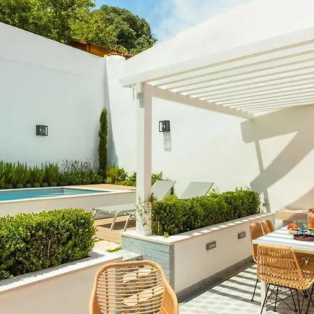 Luxurious, Private Garden And Heated Swimming Pool By Courtesy Morning * Lisboa