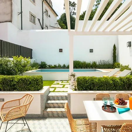 Luxurious, Private Garden And Heated Swimming Pool By Courtesy Morning * Lisboa